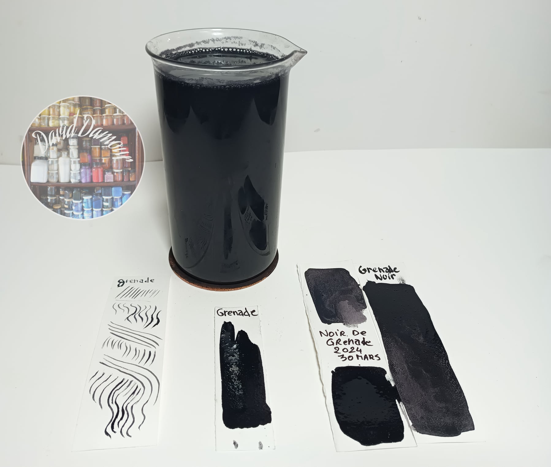 30 ML DE NOIR DE GRENADE Colorant pur disponible en 30 ml